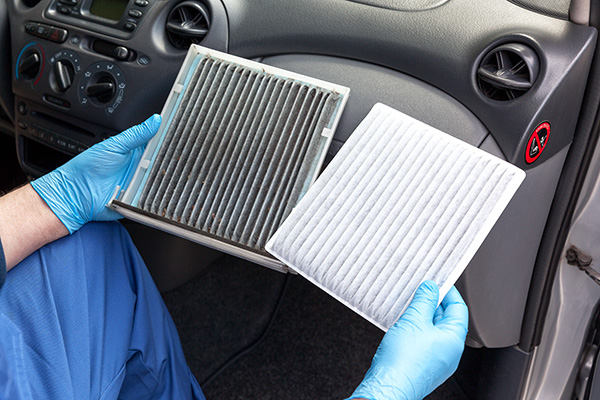 What Are the Signs Your Cabin Air Filter Needs Replacing? | Robbie’s At Your Service